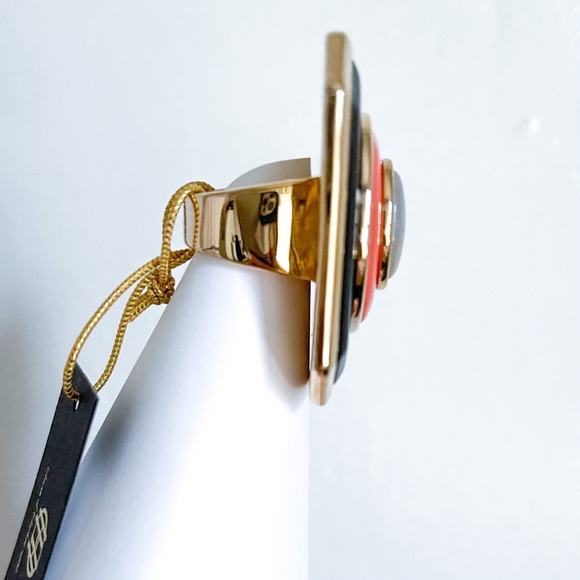 HOUSE OF HARLOW 1960 Coral & Black Art Deco Statement Ring - Picture 2 of 9